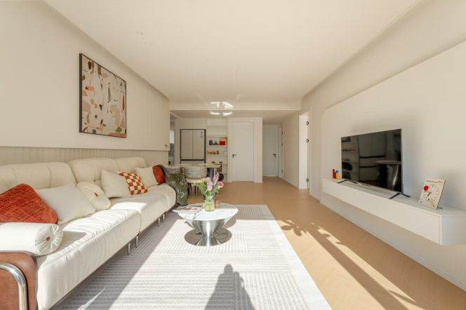 cozy elegant 3brs 2bathrooms Nr L1/9/11 xujiahui sta