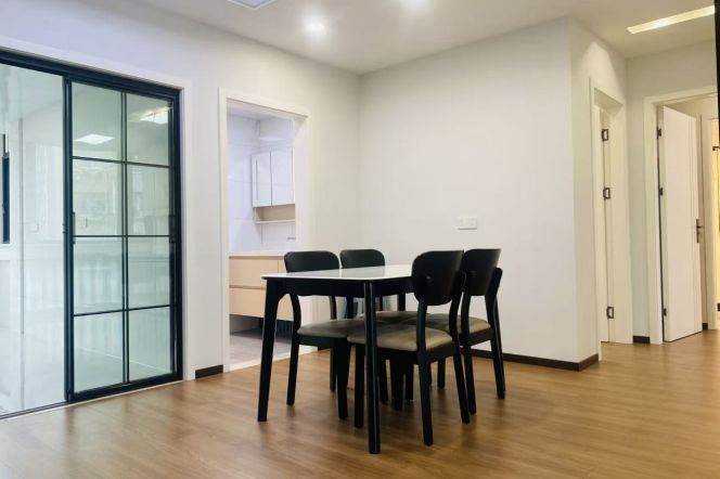 3BR 2Baths near line 10 Cao'he'jing Development Zone with whole room floor heating