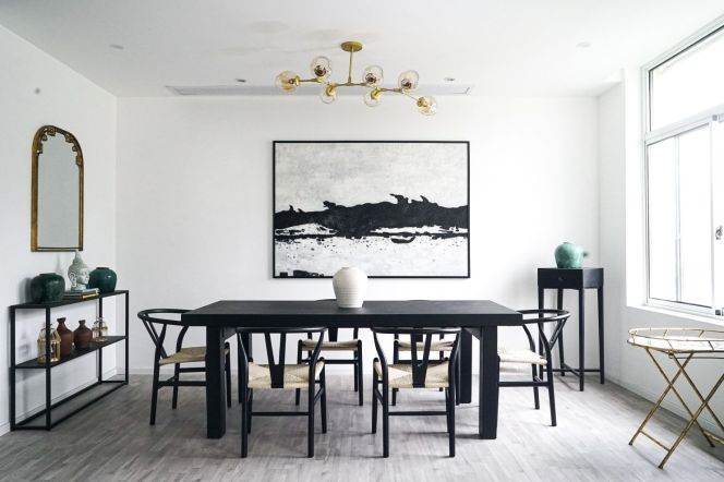 Spacious and bright 4Br/3bt@hanzhong rd nr west nanjing rd 200sqm 