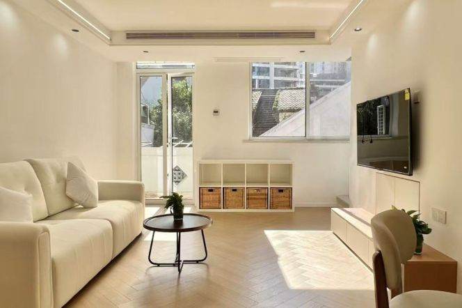 Brand new 3brs/3bath & terrace/heating @Jing'An temple & Line 2/7/14