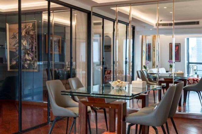 2+1 Rooms, 2 Baths with Open Balcony, 185 sqm @ Jingan Temple L2&7