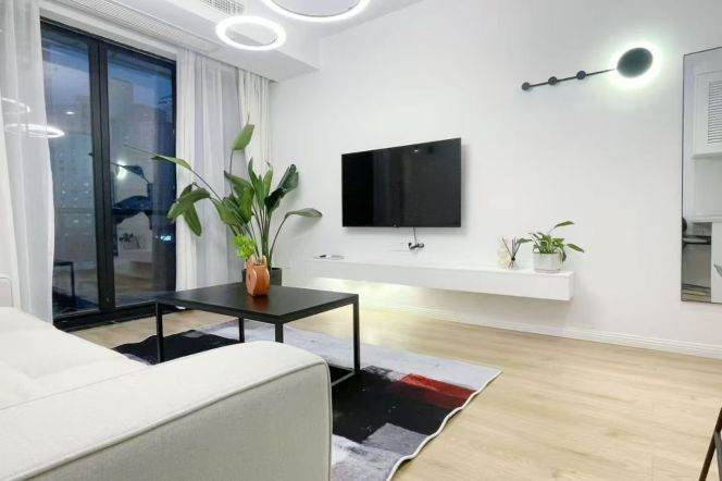 Modern 2+1brs/2baths &open kitchen/heating@Jiangsu Rd & Line 2/11