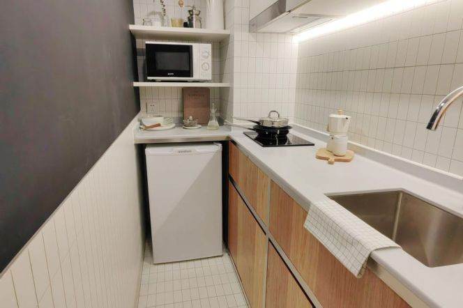 Modern loft 1 br with high ceiling in high quality building in ZhangJiang.L 13 ZhongKe Rd St.