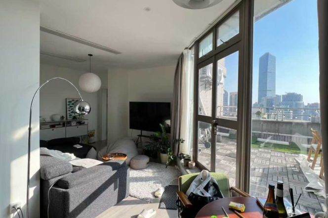 jing an temple 2br with terrace