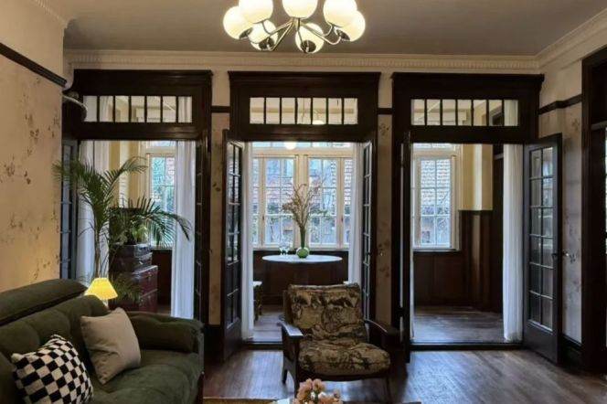 Beautiful&Huge 1br with balcony near Changshu Road