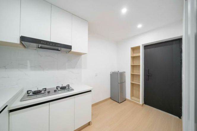 Cozy single apt @ L9/13 