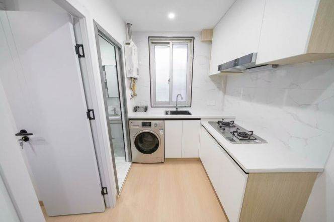 Cozy single apt @ L9/13 