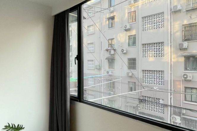 Spacious&Bright&Modern 1Bdrs 1Bath Apt+L10/11 Jiao Tong Uni./Large Closet+3F Walk Up