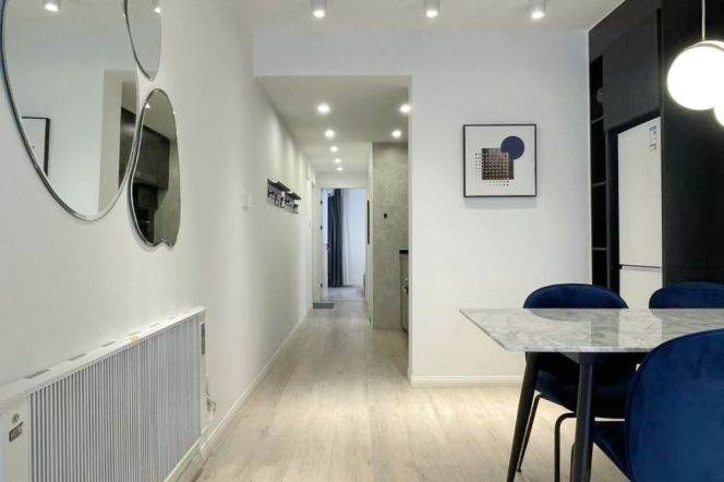 Spacious&Bright&Modern 1Bdrs 1Bath Apt+L10/11 Jiao Tong Uni./Large Closet+3F Walk Up