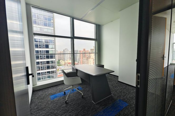 159sqm furnished office at Jiangning Rd