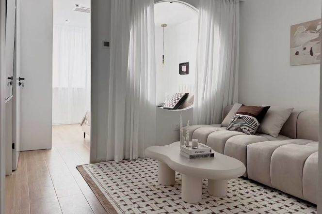 Modern 1br/50sqm & elevator/oven@Loushanguan Rd & Line 2/15