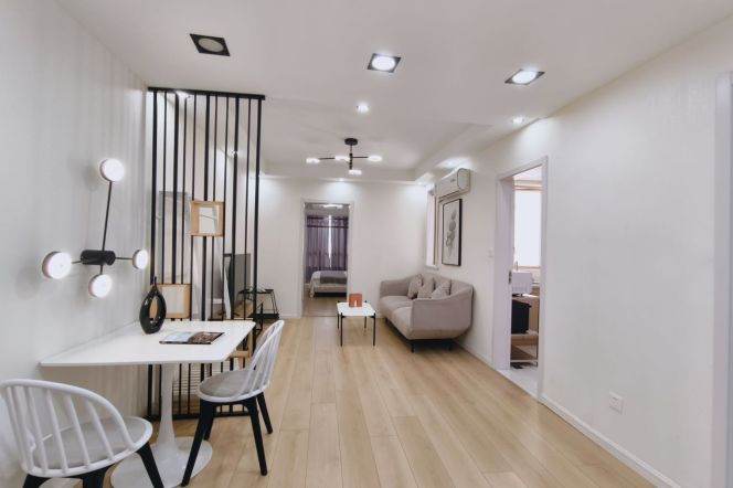 spacious 1br Nr shanghai indoor stadium M1/4