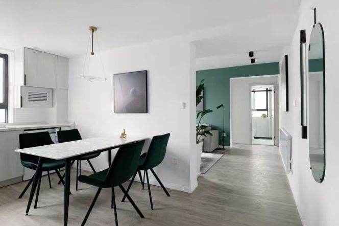 modern 2brs Nr jingan temple M2/7