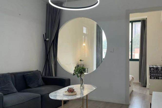 Spacious&Bright&Modern 1Bdr 1Bath Apt+L2/11 Jiang Su Rd+Zhong Shan Park+4F Walk Up