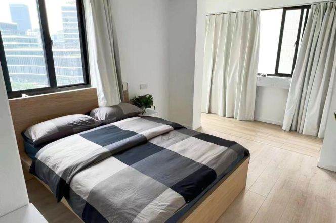 Great view 2Br with nice lights @ L1/3/4 