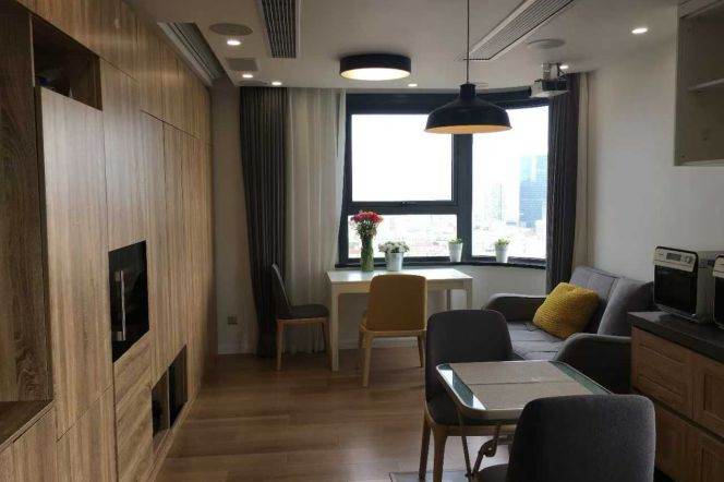 2BR High-Rise Residence w/Floor Heating on Yueyang Rd