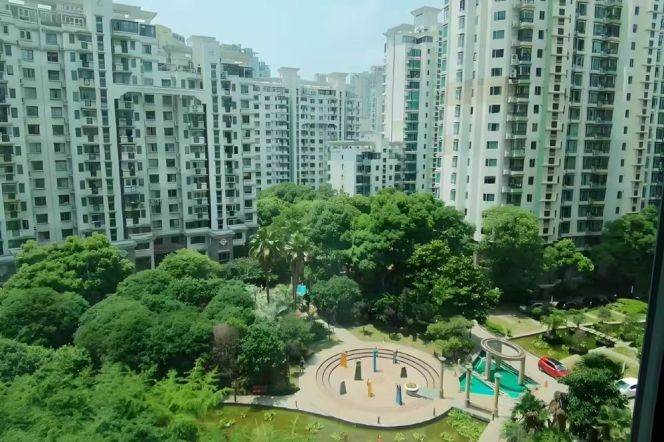 modern duplex 2brs floor heating nice view modern furniture beside Su zhou river line 13,14