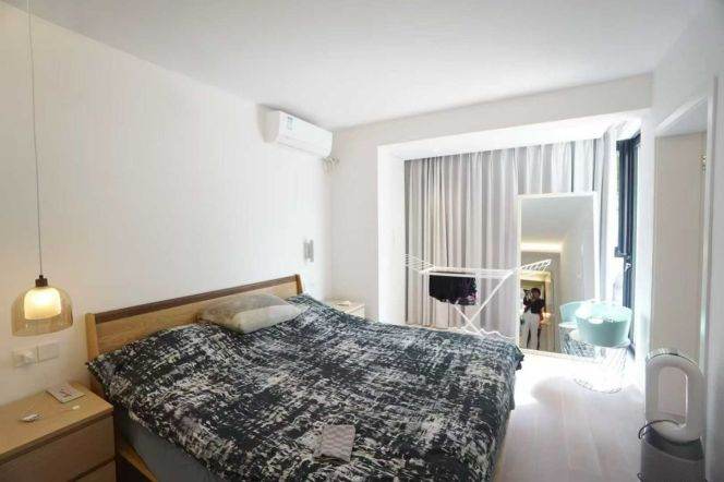 Wukang/Anfu rd floor heating 3brs/2lr/2ba apt wt garden; L1/7