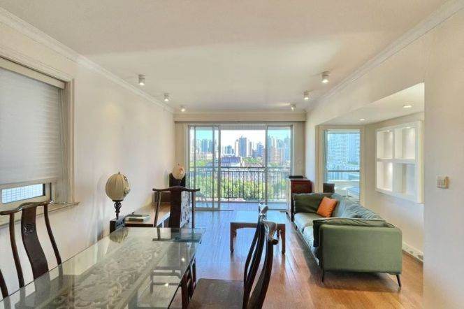 Nice view 2BR 2Baths IAPM Shanxi(s) Rd 19.8k