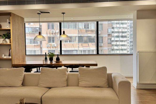 Spacious 3Br-2bathr Apt + heating | Jiaotong Univer. Metro | Good design | 21.2K