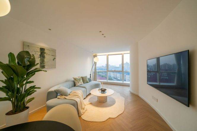 Exquisite 2BR 2BA High-End Residence nr Century Avenue