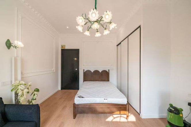 Elegant 1br/garden@changshu rd sta 6.8k