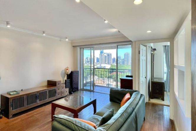 Nice view 2BR 2Baths IAPM Shanxi(s) Rd 19.8k