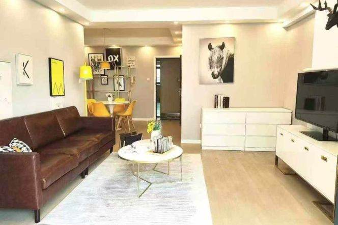 High building 2Brs/1Lr/1Bt apt nr Zhongtan rd,M3/4