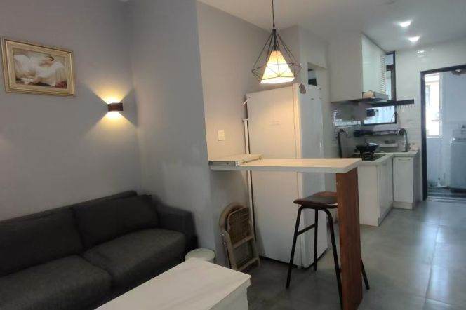 Full furnished 1br/1Living & facing south @Zs Park & Line 2/3/4