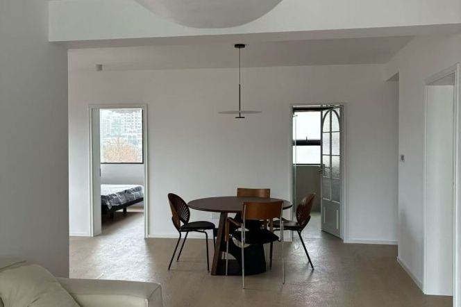 Modern style 3brs&2baths with balcony near Jing'an Temple