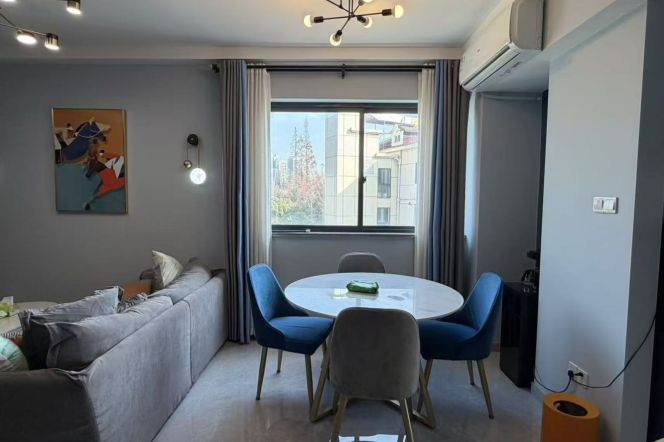 Floor heating 2BR Hunan Rd Parking Balcony 18k