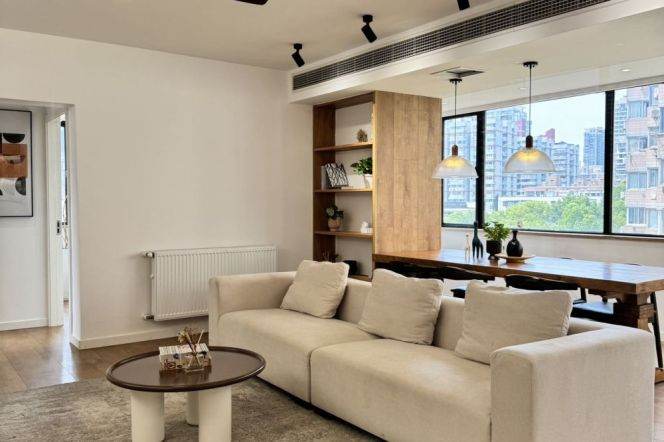 Spacious 3Br-2bathr Apt + heating | Jiaotong Univer. Metro | Good design | 21.2K