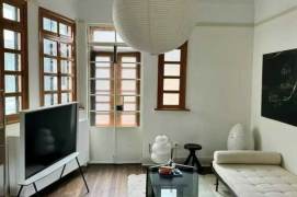 South Shanxi Rd Station Bright 1Br Line1/10/12