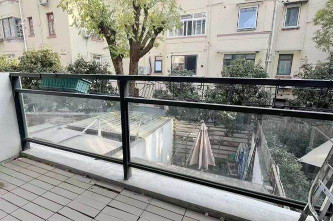 Wuyuan/ Wukang rd floor heating 1br/2lr/1ba apt with balcony; L1/7