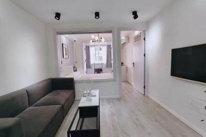 nice 1br Nr shanghai indoor stadium M1/4