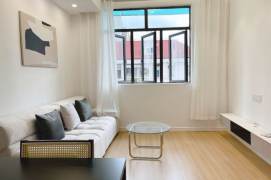 Suzhou Creek | Simple & Beautiful 1BR |High ceilings | West Nanjing rd 7.3K