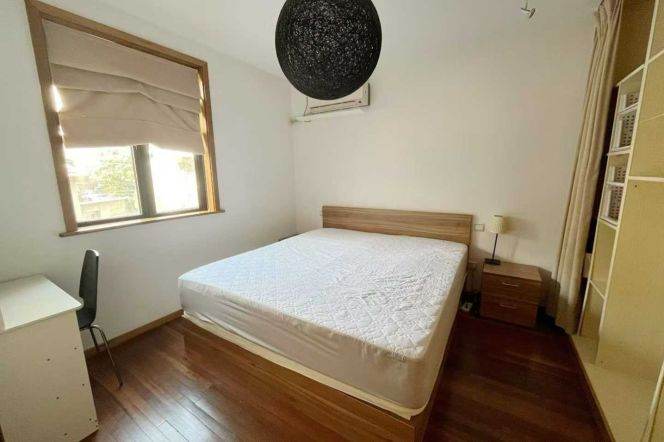 Wuyuan/ Wukang rd floor heating 1br/2lr/1ba apt with balcony; L1/7
