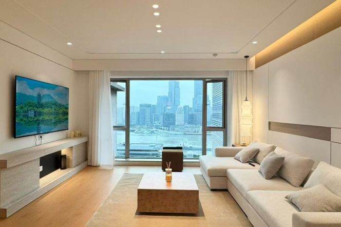 Brand new decoration 2brs with floor heating and river view in Lujiazui