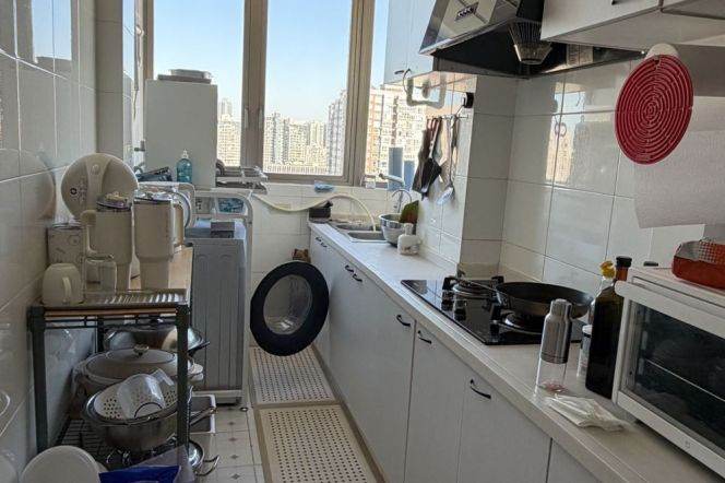 Morden 1bedroom with floor heating nearby  Jing an temple CBD