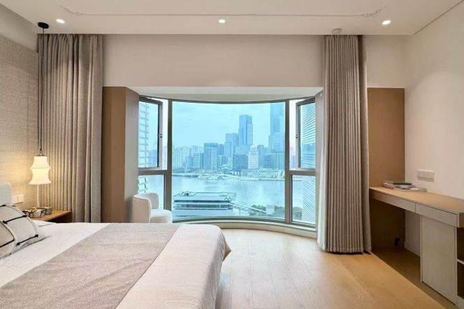 Brand new decoration 2brs with floor heating and river view in Lujiazui