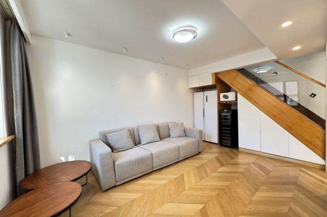 Jing'an Temple Station Loft 3Br/3Bath Line2/7/14