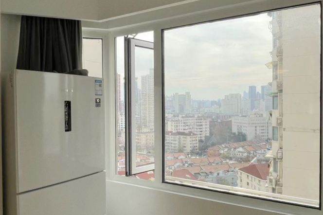 Spacious&Modern&Bright&Good Layout 1Bdr 1Bath Apt+Large Closet+Jing An Temple