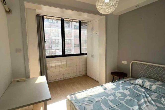 Great value/cozy 1br 1lr/bright room/Jiangsu rd@L11/2