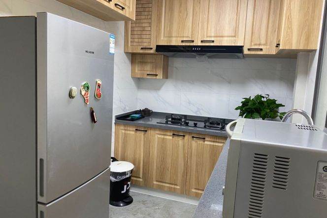 2BR with elevator near line 10/11 Jiao'tong Uni and Colombia Garden