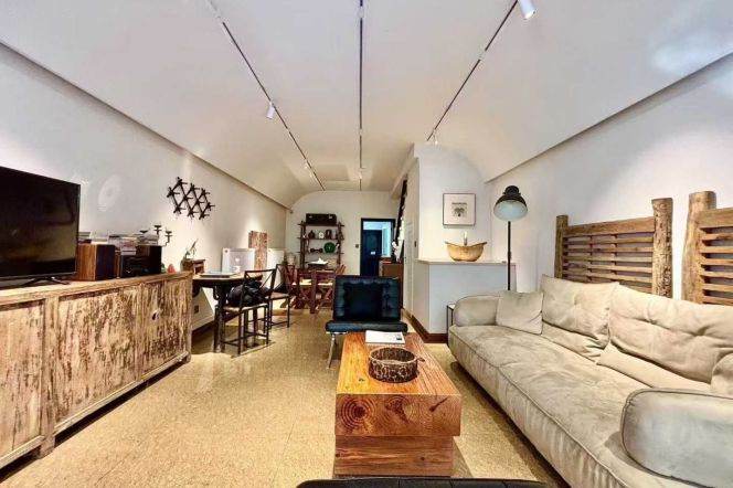 Lane House 4BR 5BTH w/ Garden nr JiangSu RD