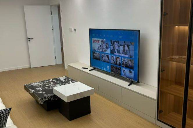 zhongshan park station one bedroom