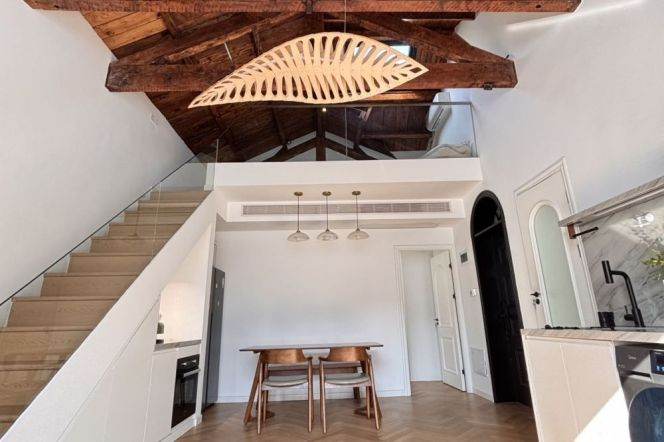 5 meters High-ceiling 2 bedrooms near Line 1/7 Changshu Rd,Line 10 Shanghai Library