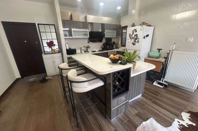 110 sqm Spacious 1br @Middle Huaihai Road,old Xuhui/Xintiandi