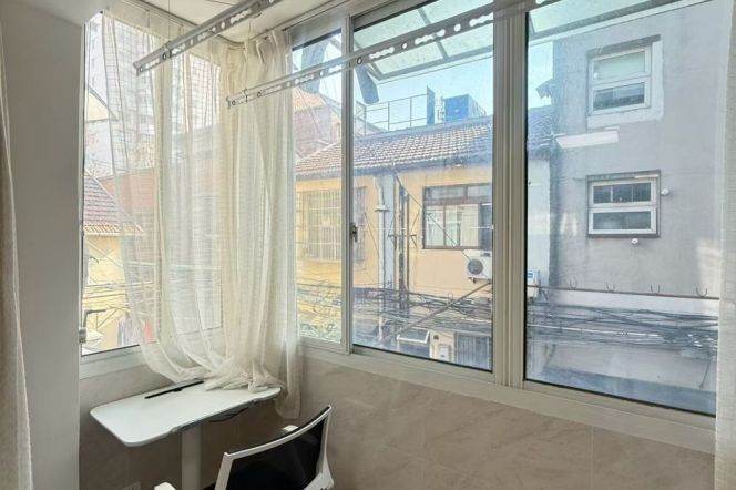 Bright 1Br/1Lr/1Bt apt nr Changshu rd,M1/7/10