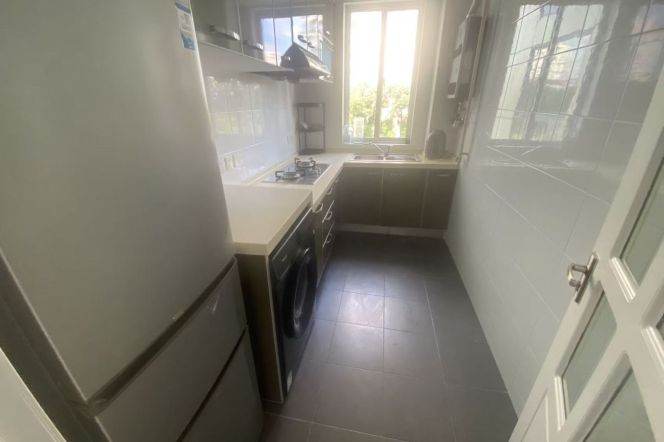 1 br near L15+elevator